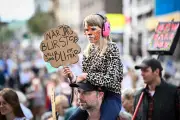 Suède : 10 000 manifestants pour le climat avant les législatives