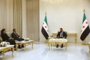 Syrie : la dissolution des forces kurdes, une victoire pour Damas