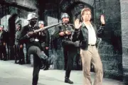 « Top Secret ! » : la parodie culte des créateurs de « Y a-t-il un pilote ? »