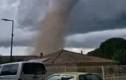 Tornade dans l'Aude : 39 blessés, plus de 300 maisons touchées