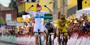 Tour de France femmes : Demi Vollering creuse l'écart, Ferrand-Prévot distancée