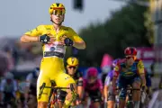 Tour de France Femmes : Wiebes conforte son maillot jaune à Genève