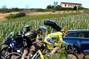 Tour de France : Pauline Ferrand-Prévot chute dans le Beaujolais