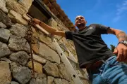 Trigance : deux ans de travaux pour bâtir une maison en pierre, une promesse tenue