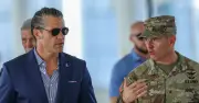Trump annonce des frappes sur Kharg, l'armée américaine vise Larak