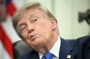 Trump intensifie son offensive complotiste contre les vaccins