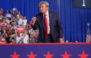 Trump rebaptise le lac Ontario pour détourner l'attention