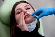 Étude controversée sur la Covid-19 rétractée après son usage par les antivax