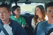 Un grand raccourci : la comédie française réinventée