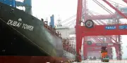 Un porte-conteneurs chinois emprunte la route arctique
