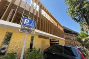 Une Niçoise attaque la Métropole après la perte de ses garages