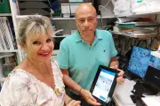 Une pharmacie des Alpes-Maritimes teste l'IA pour dépister les grains de beauté