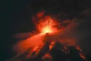Var en extrême vigilance, bébé pendu à Marseille, volcan au Guatemala