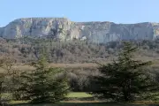 Var : tous les massifs forestiers fermés ce lundi face au risque extrême d'incendie
