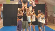 Vaudeville et cirque itinérant en famille à Allenc et Langlade