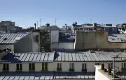Vidéo d'un humanoïde sur un toit : un deepfake ?