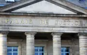 Vol de portefeuille à Anglet : 4 mois ferme pour un butin de 0 euro