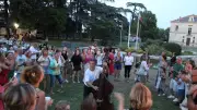 Wepa Wepa enflamme les Guinguettes de l'été à Pont-Saint-Esprit