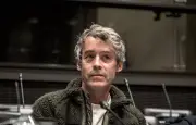 Yann Barthès se défend après la polémique sur les toits