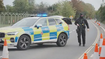 Alerte à Fairford : cinq hommes arrêtés, piste iranienne étudiée