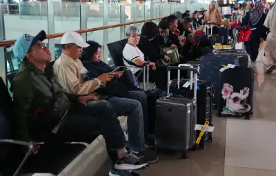 Anak Krakatoa : l'aéroport de Jakarta fermé jusqu'à 13h30