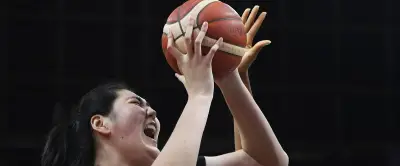 Basket : Zhang Ziyu, la pépite chinoise de 2,23 m qui impressionne au Mondial