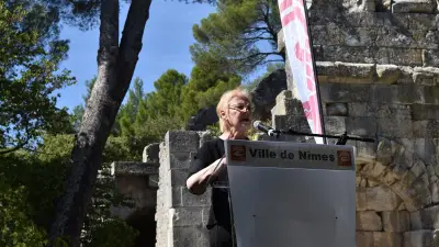 Brindis de Lydie Salvayre : Nîmes célébrée par la littérature