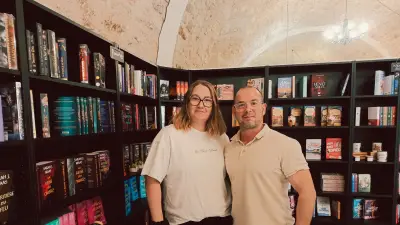 À Béziers, une librairie-café dédiée à la romance et au polar