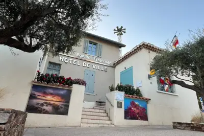 Cœur de village repensé à La Croix-Valmer, croquis attendus fin 2026