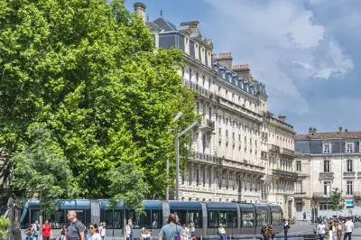 Dossier immobilier Nouvelle-Aquitaine : tendances et prix en 2026