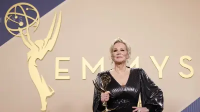 Emmy Awards 2026 : « Widow’s Bay » et « The Pitt » dominent la cérémonie