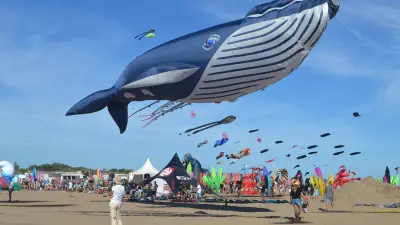Festival du vent : R-Sky Events, la réussite biterroise dans le cerf-volant