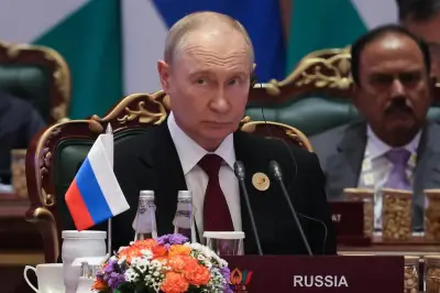 Le Kremlin n'exclut pas des négociations trilatérales en octobre