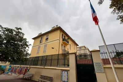 Levée de drapeau à Nice : la mesure bascule vers le périscolaire