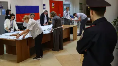 Législatives en Russie : Russie Unie en tête avec 57,5 % des voix