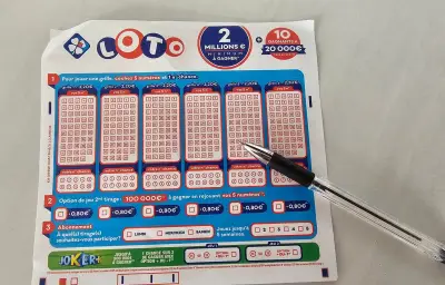 Loto : un joueur remporte 7 millions d'euros après avoir changé deux numéros