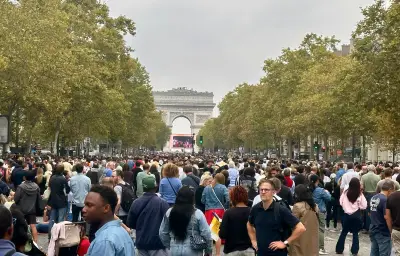 Messe du pape Léon XIV : les fidèles loin de l'autel témoignent
