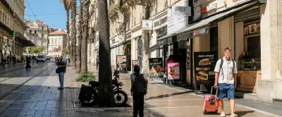Montpellier : la suppression des terrasses rue Maguelone provoque la colère