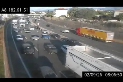 Motard blessé dans une collision avec un van sur l'A8 à Cagnes-sur-Mer