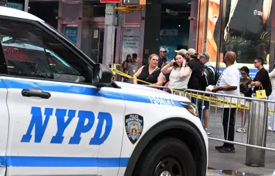 New York : une femme tue une personne et en poignarde une autre