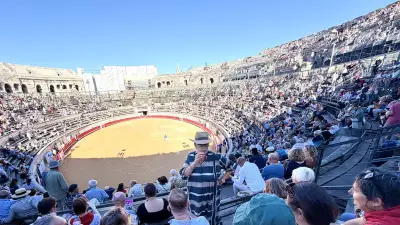 À Nîmes, une corrida commentée en direct pour les néophytes