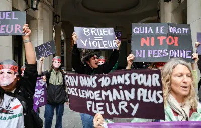 Patrick Bruel annule sa tournée après les oppositions des maires
