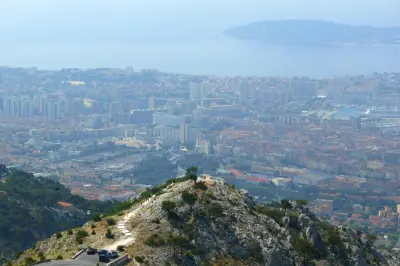Pollution aux micro-particules : un brouillard ambiant sur la rade de Toulon