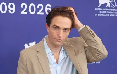Robert Pattinson : cinq films en 2026, il réclame des vacances