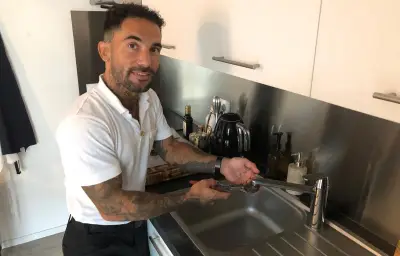 Un plombier rennais offre 100 heures pour réparer les fuites d'eau