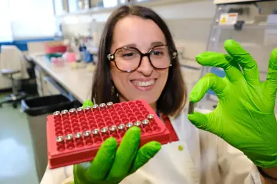Un « évangéliaire ADN » de Sophia Antipolis offert au pape Léon XIV