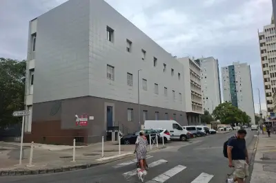Université de Toulon : nouveau bâtiment et cafétéria