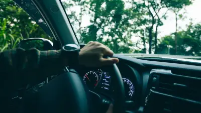 Violences conjugales : il frappe sa compagne avant le mariage