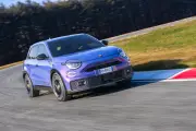 Abarth 600e : la sportive électrique qui réveille le plaisir de conduire