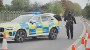Alerte à Fairford : cinq hommes arrêtés, piste iranienne étudiée